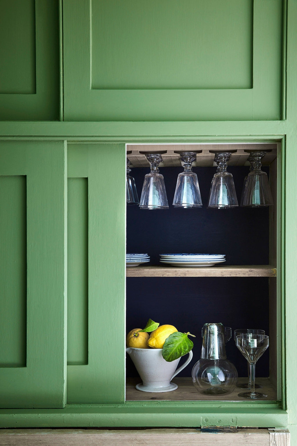 Little Greene Dock Blue (252) in een interieur
