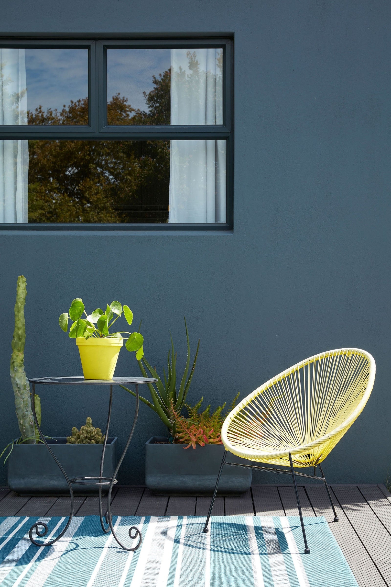 Little Greene Dock Blue (252) in een interieur