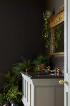 Little Greene Elysian Ground (320) - Tester in een interieur