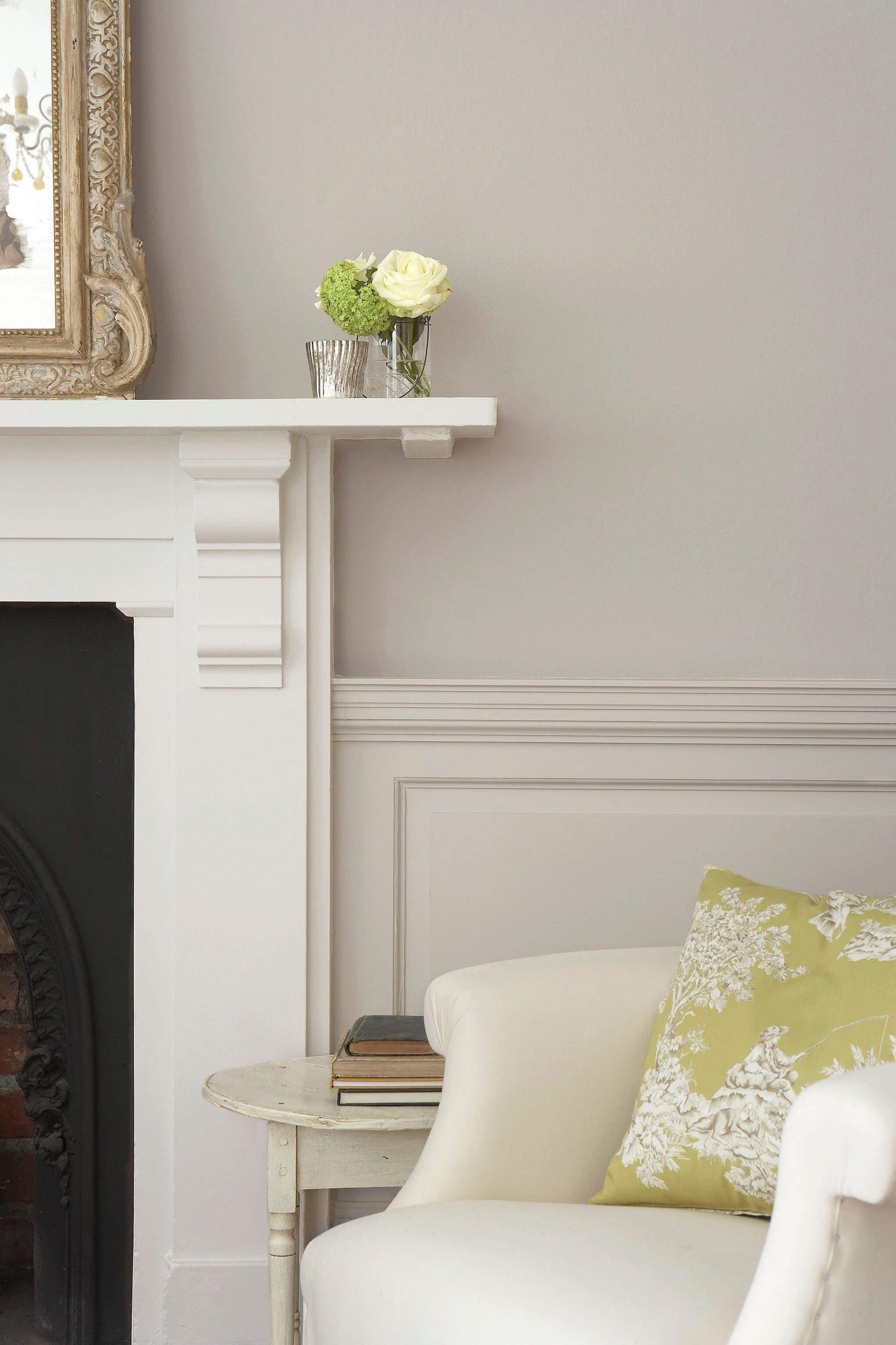 Little Greene French Grey Pale (161) - Tester in een interieur