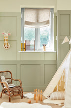 Little Greene Green Stone Light (269) - Tester in een interieur