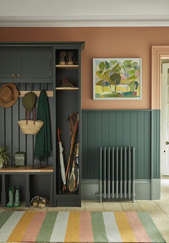 Little Greene Harley Green (312) in een interieur