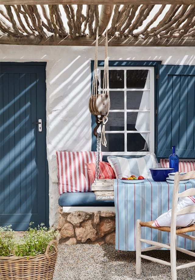 Little Greene Hick's Blue (208) in een interieur