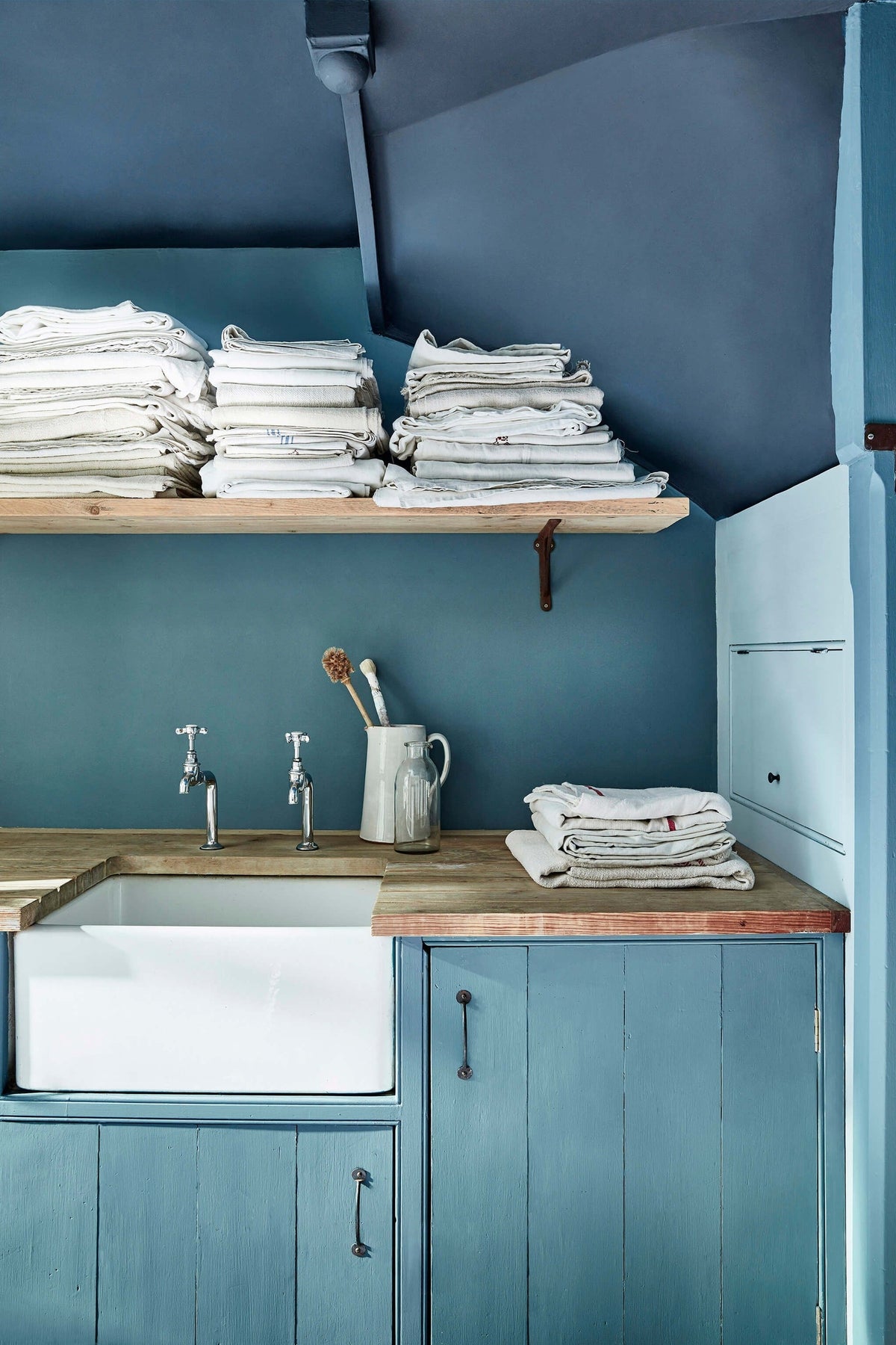 Little Greene Hick's Blue (208) in een interieur