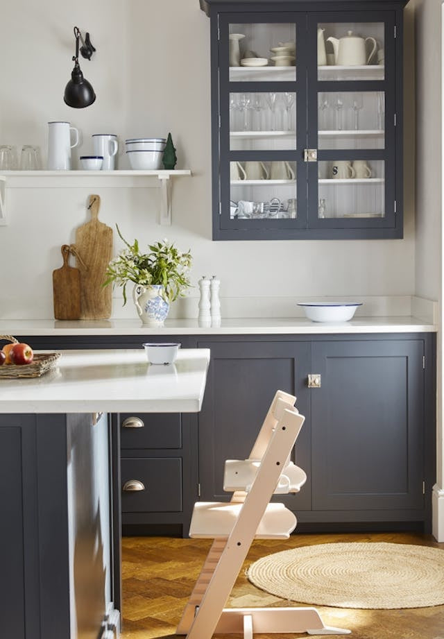 Little Greene Juniper Ash (115) - Tester in een interieur