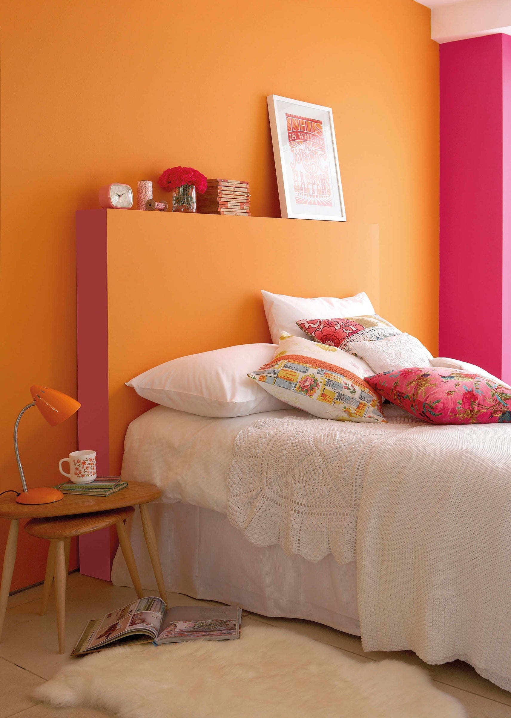 Little Greene Leather (191) in een interieur