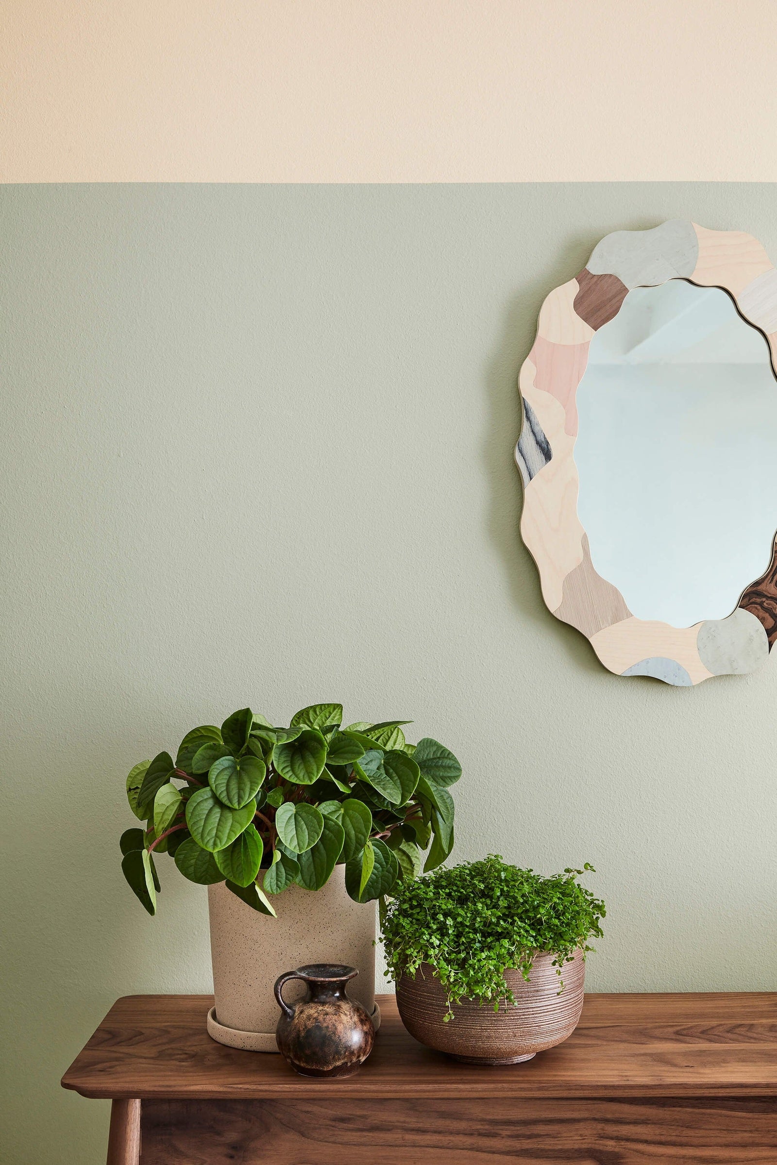 Little Greene Light Beauvais (323) - Tester in een interieur