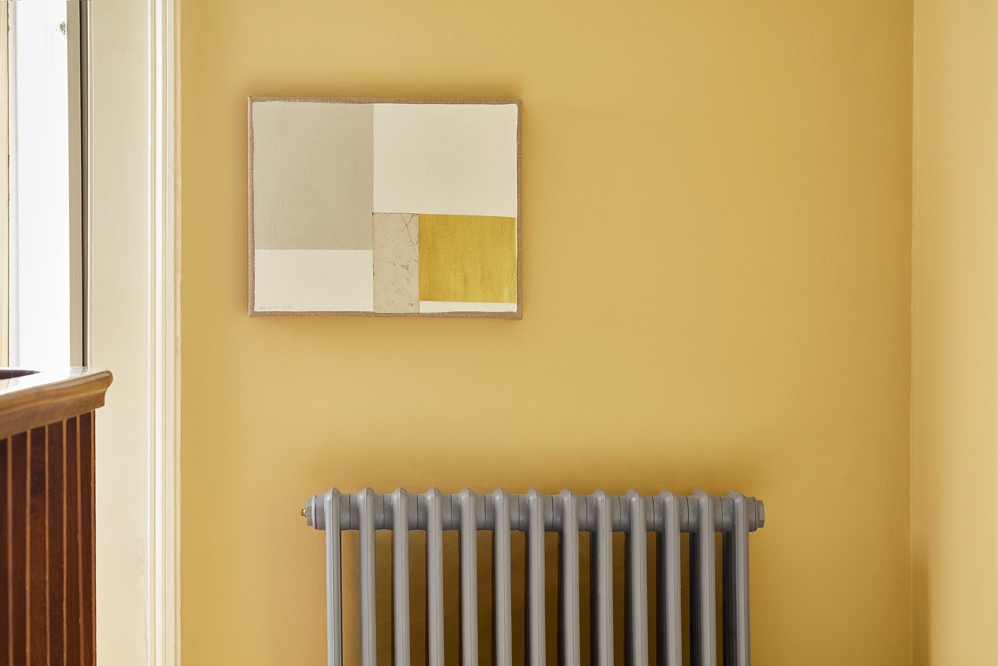 Little Greene Light Gold (53) in een interieur