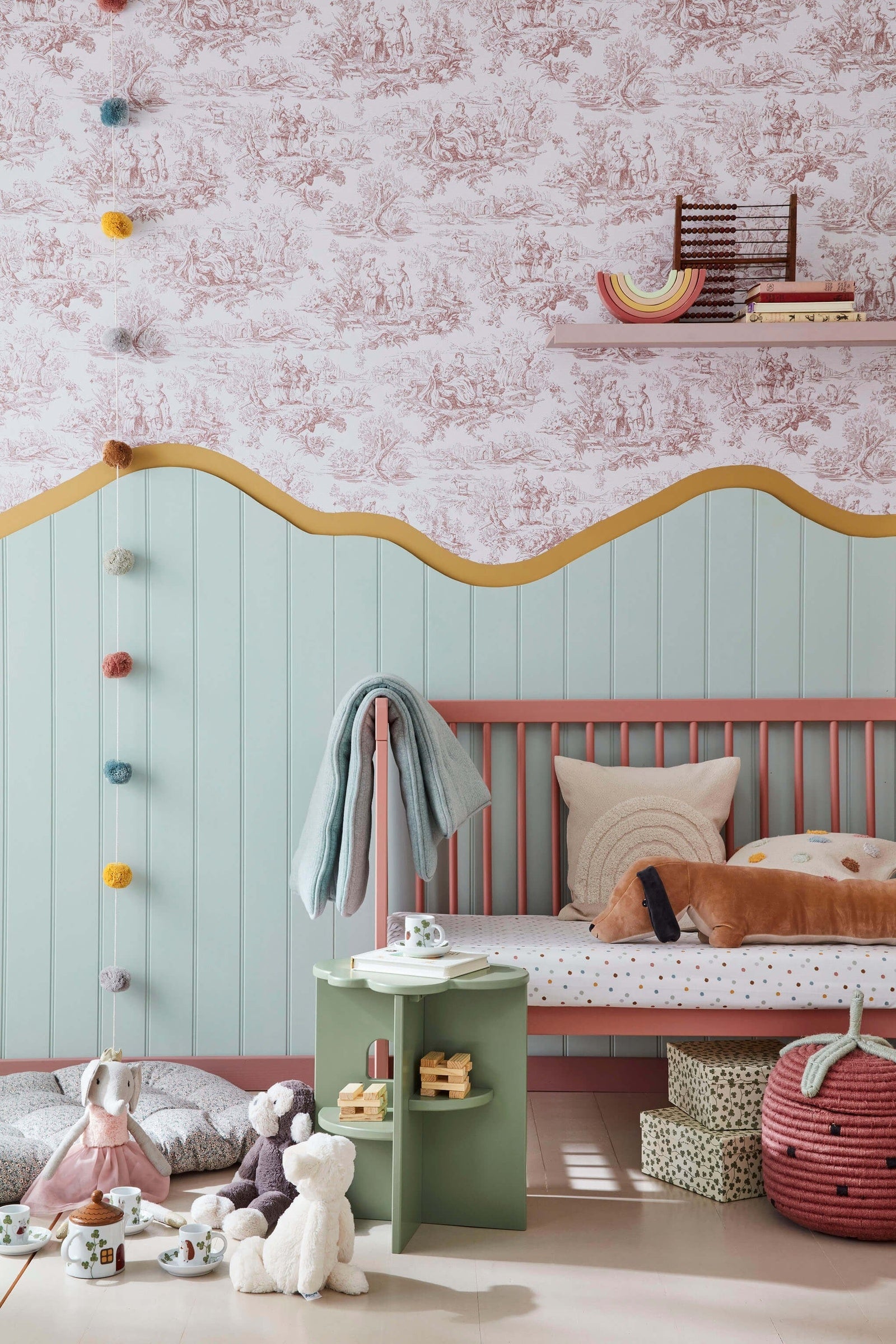 Little Greene Light Peachblossom (3) in een interieur