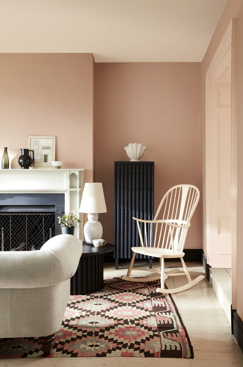 Little Greene Masquerade Light (332) in een interieur