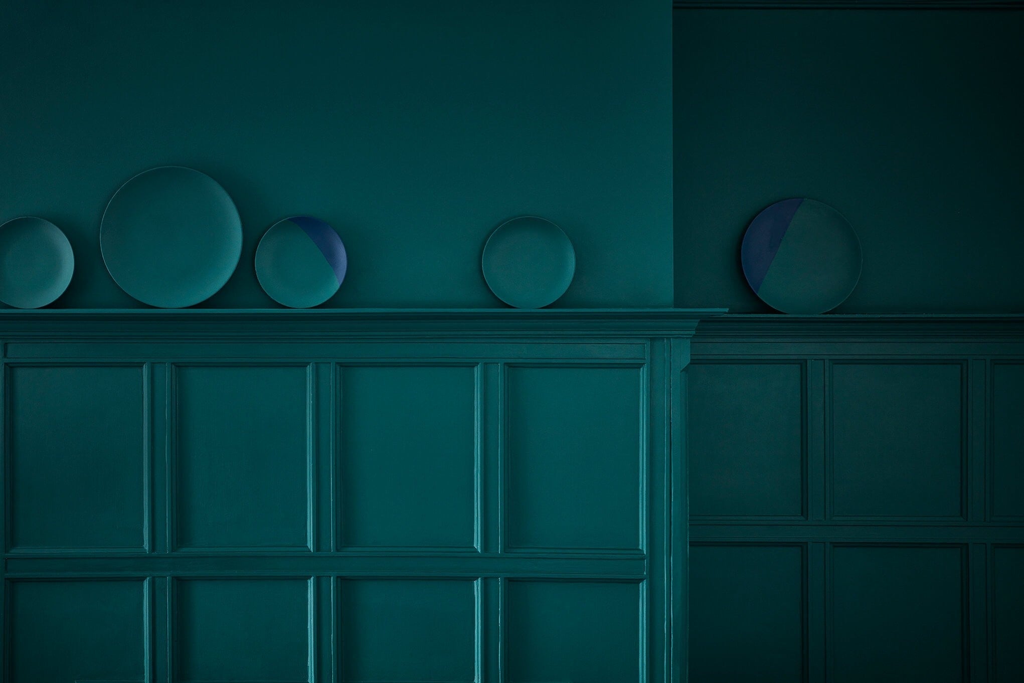 Little Greene Mid Azure Green (96) - Tester in een interieur
