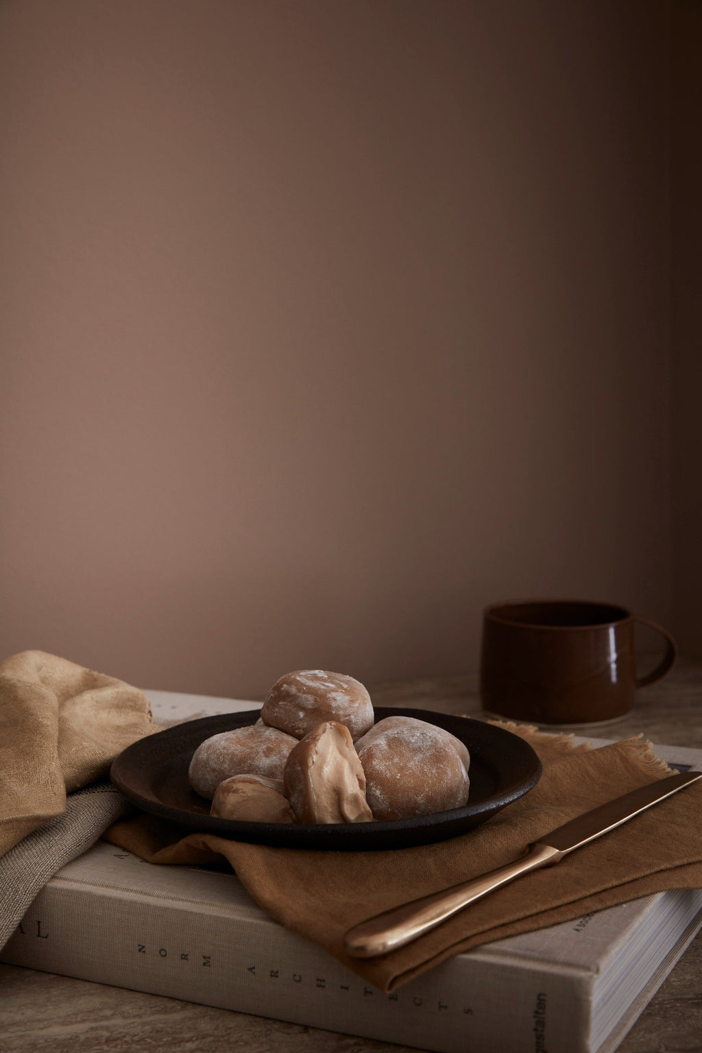 Little Greene Mochi (344) in een interieur