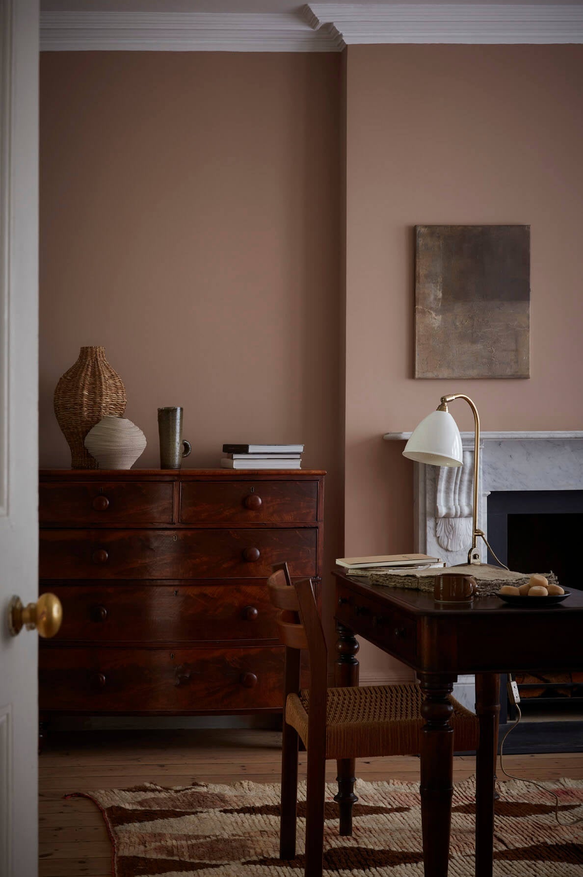 Little Greene Mochi (344) - Tester in een interieur