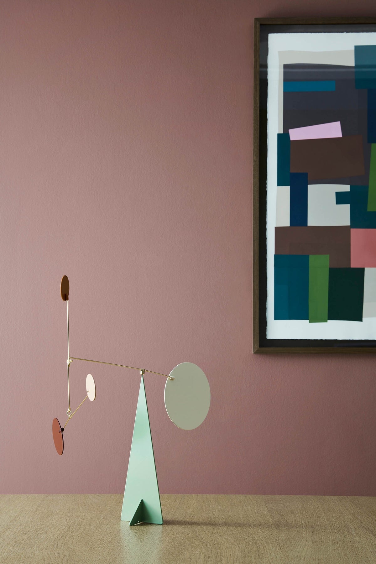 Little Greene Nether Red (315) - Tester in een interieur
