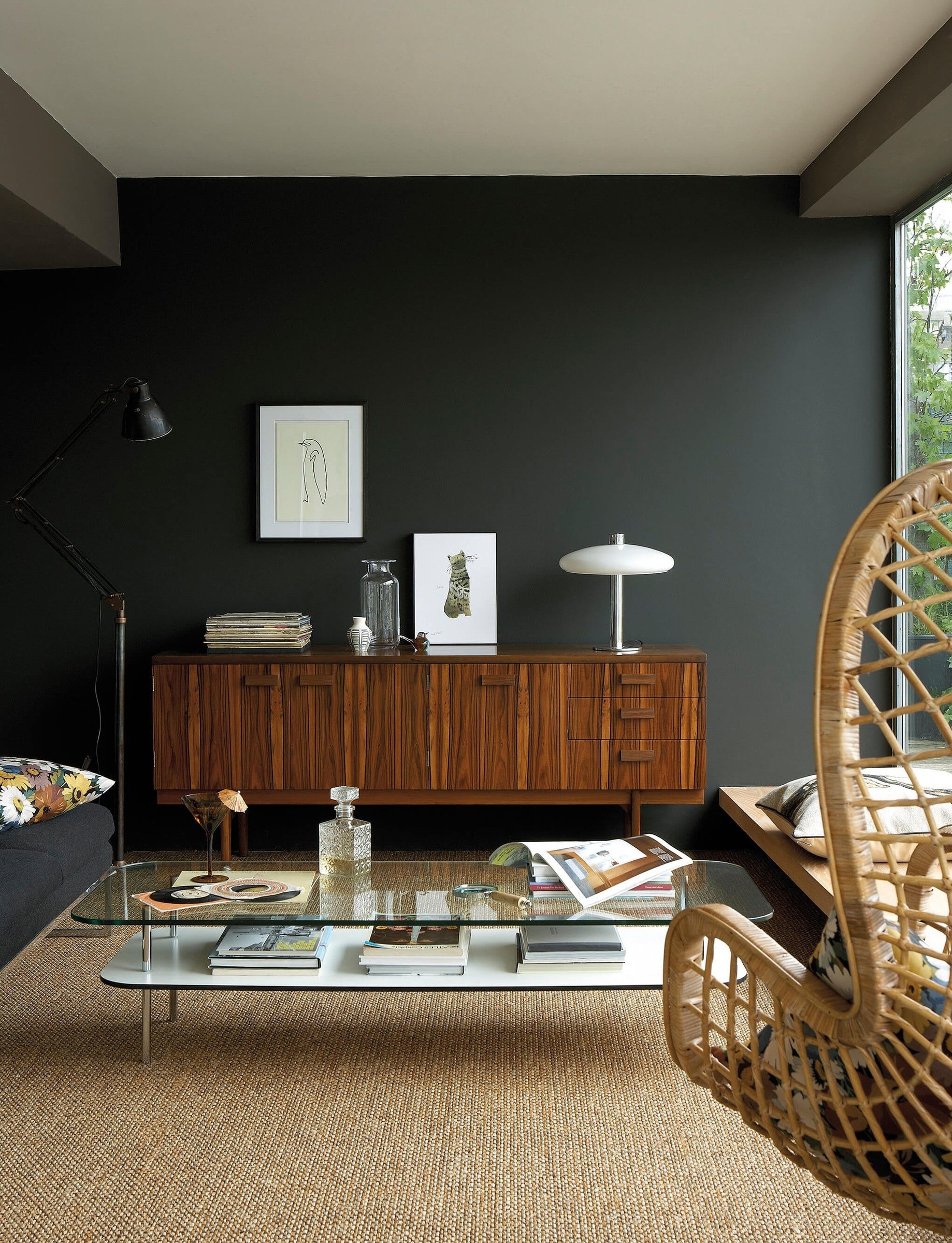 Little Greene Obsidian Green (216) - Tester in een interieur