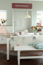 Little Greene Pearl Colour (100) in een interieur