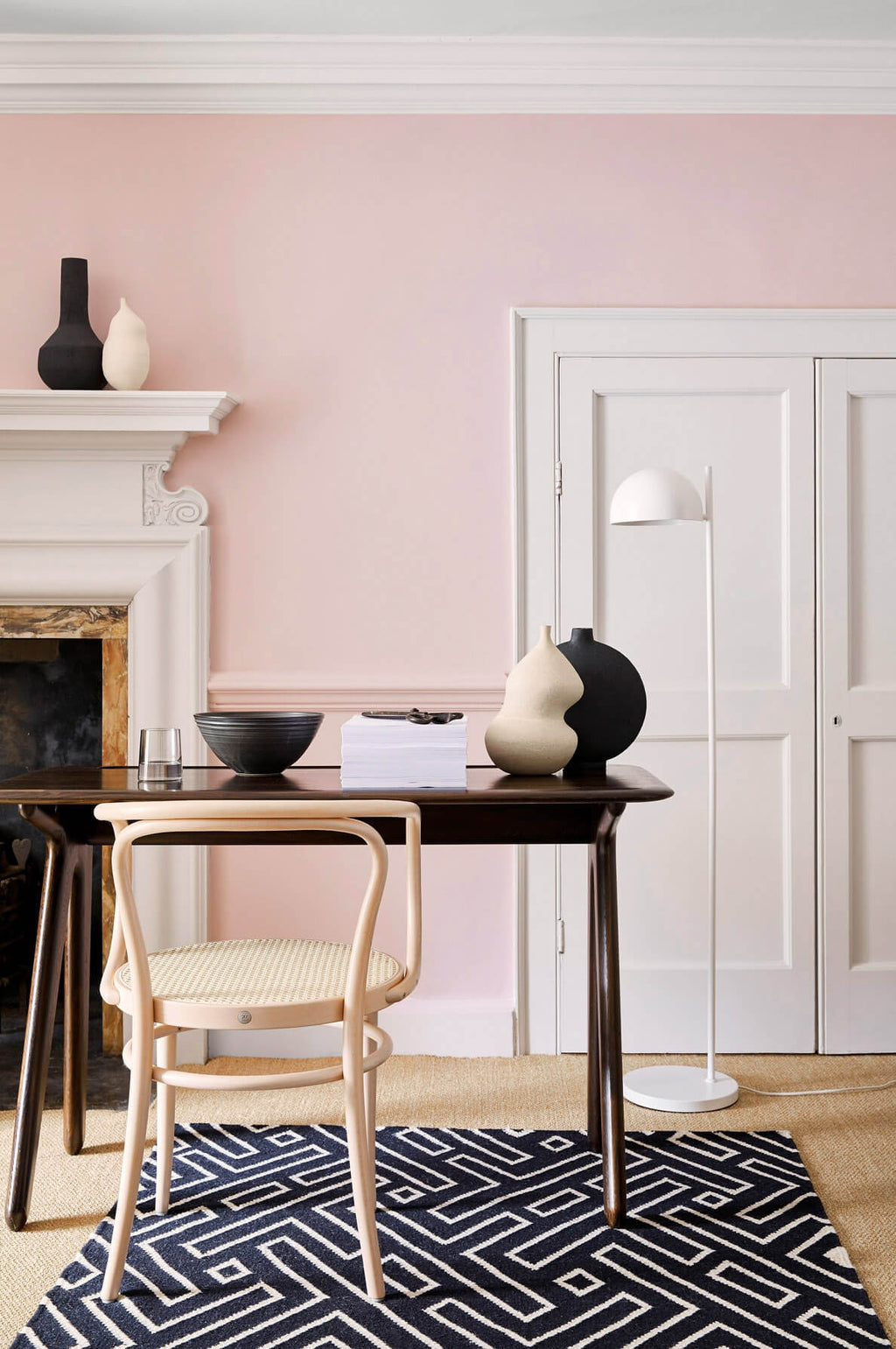 Little Greene Pink Slip (220) - Tester in een interieur