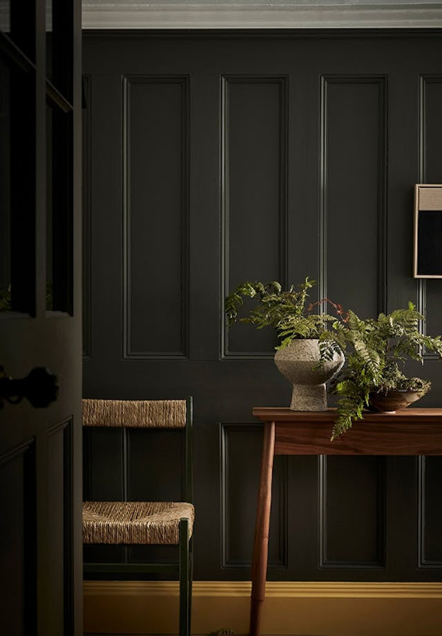 Little Greene Pompeian Ash (293) in een interieur
