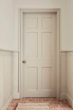 Little Greene Portland Stone (77) in een interieur