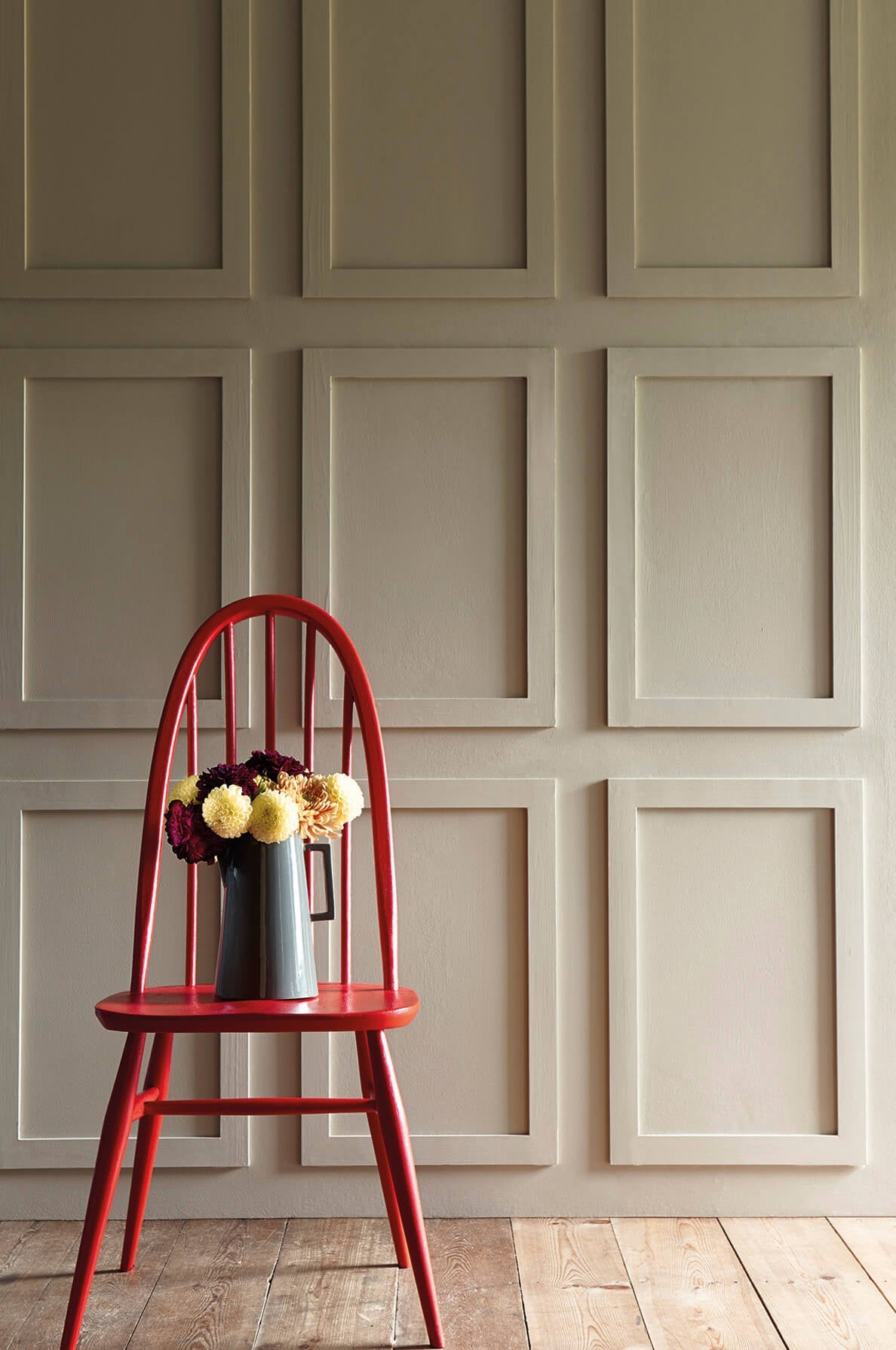 Little Greene Portland Stone Dark (157) - Tester in een interieur