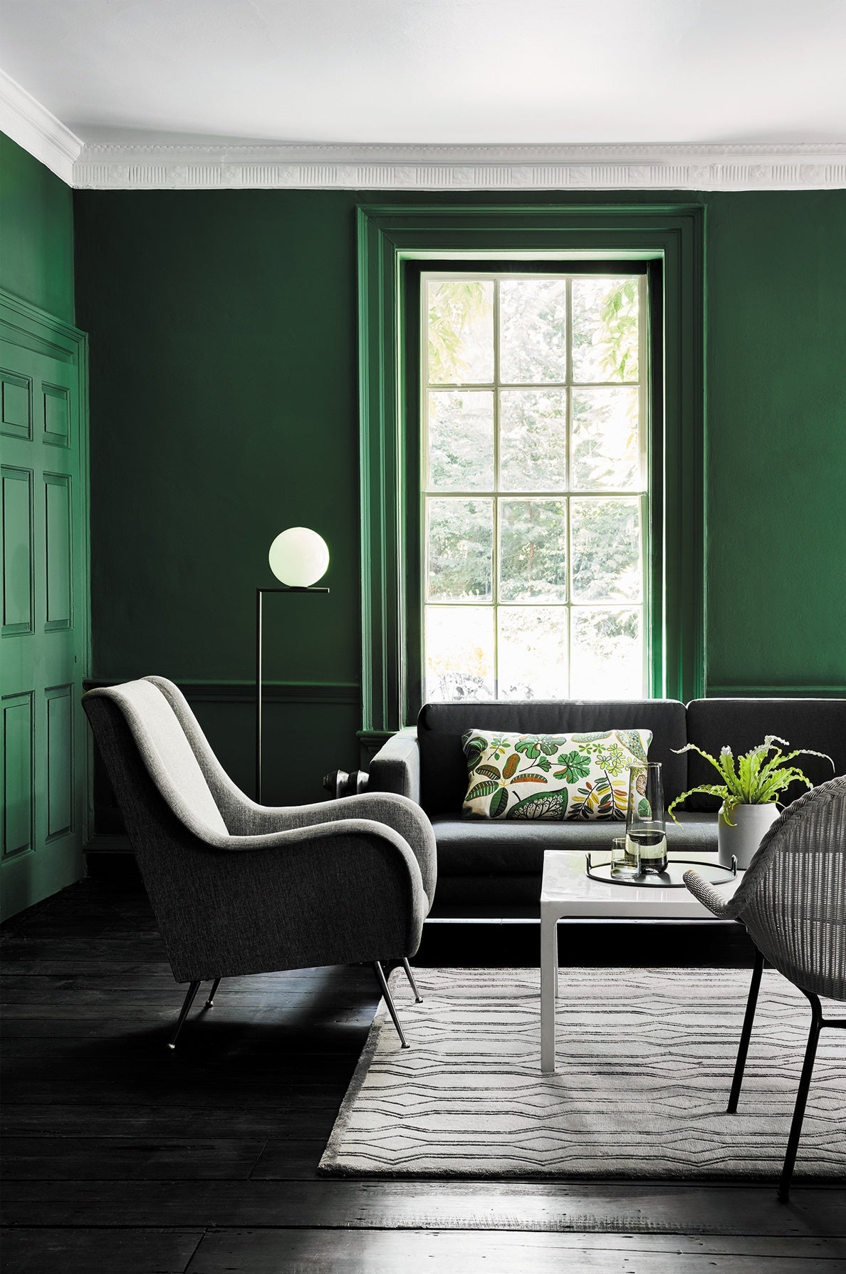 Little Greene Puck (298) in een interieur