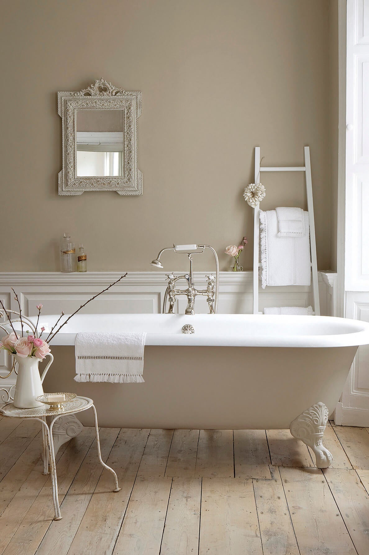 Little Greene Rolling Fog (143) - Tester in een interieur