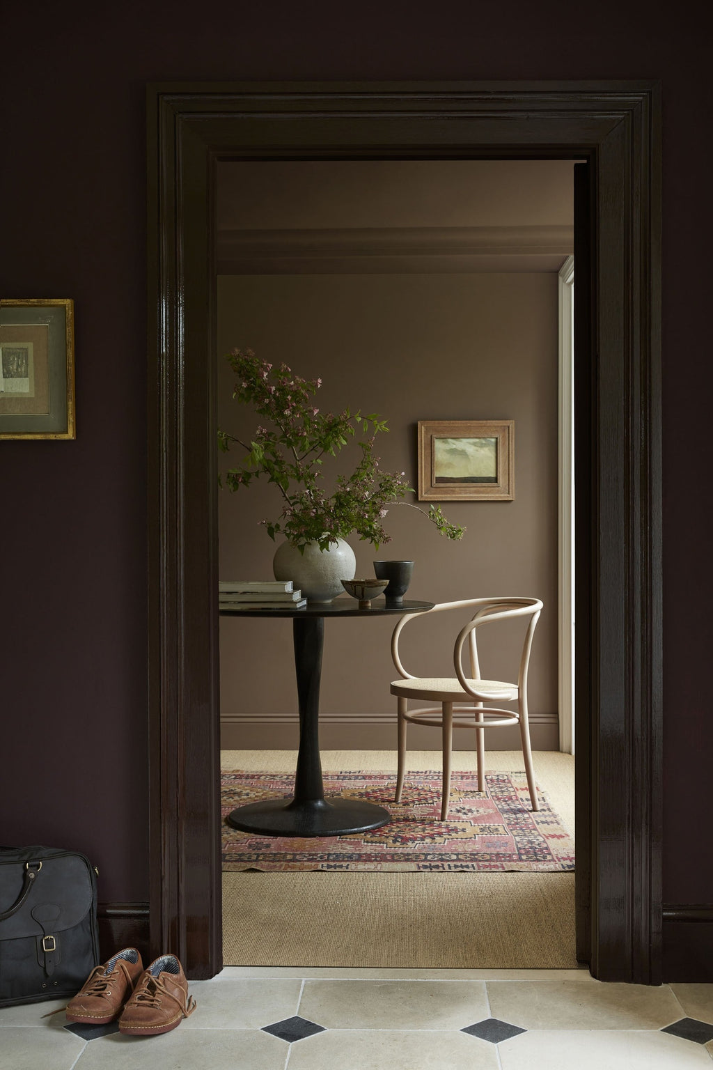 Little Greene Scullery (318) - Tester in een interieur