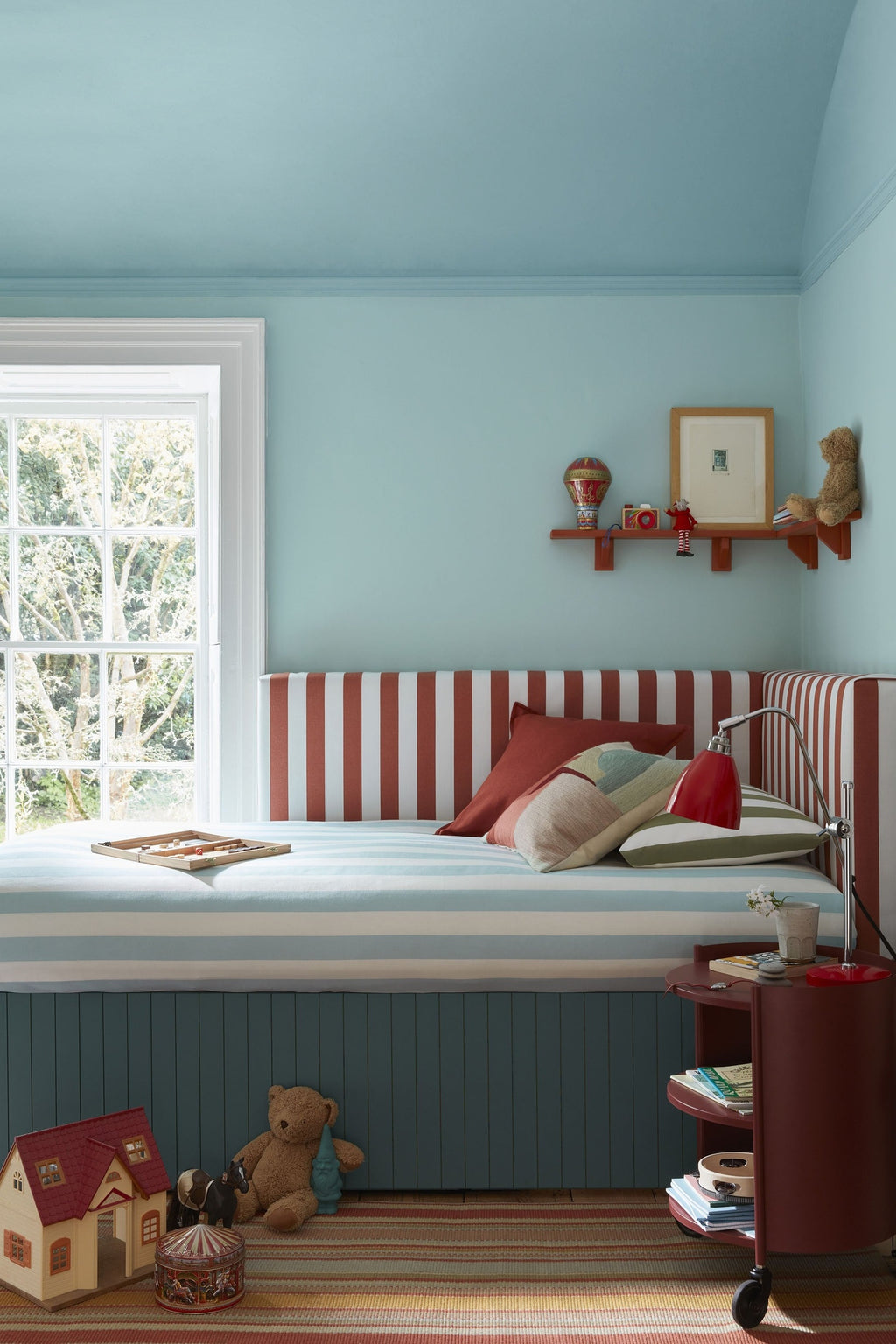 Little Greene Sky Blue (103) - Tester in een interieur