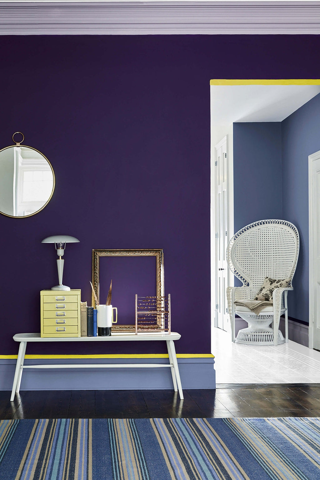Little Greene Thai Sapphire (116) - Tester in een interieur