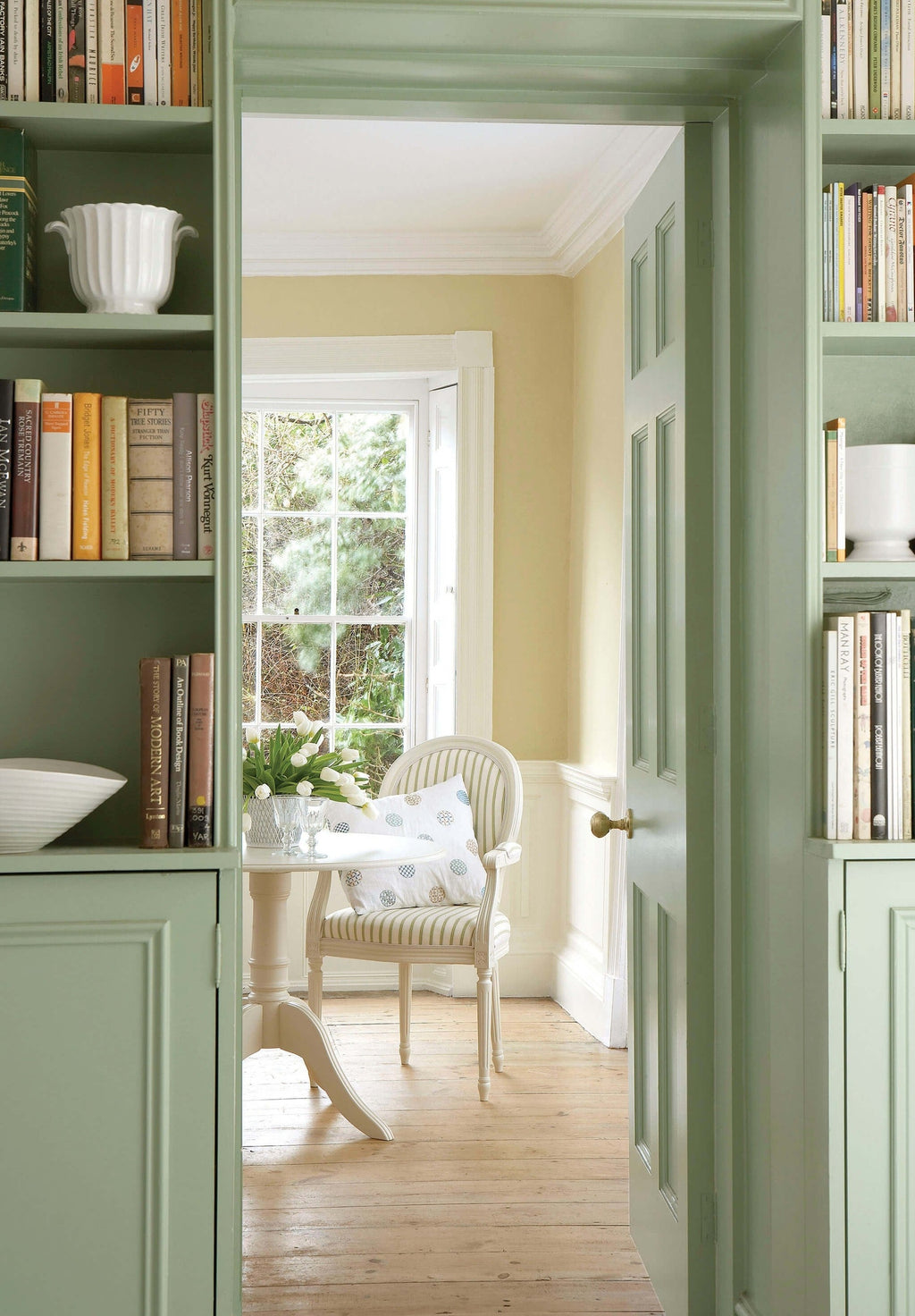 Little Greene White Lead Deep (171) in een interieur