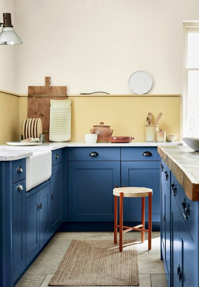 Little Greene Woad (251) in een interieur