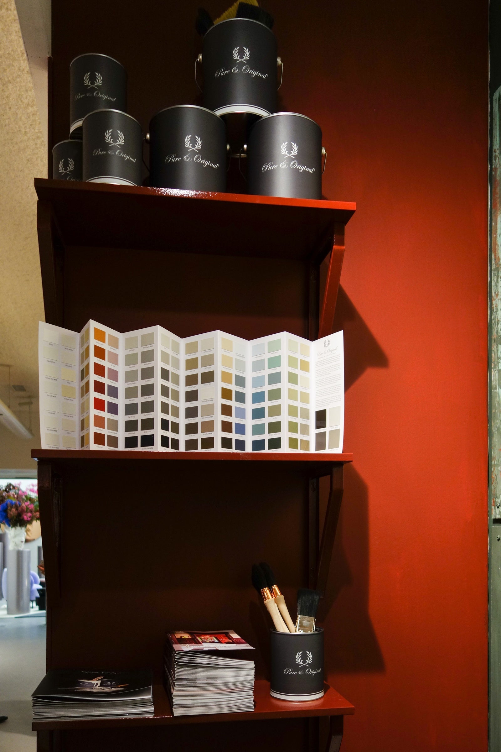 Pure & Original Old Red Traditional Paint lakverf in interieur