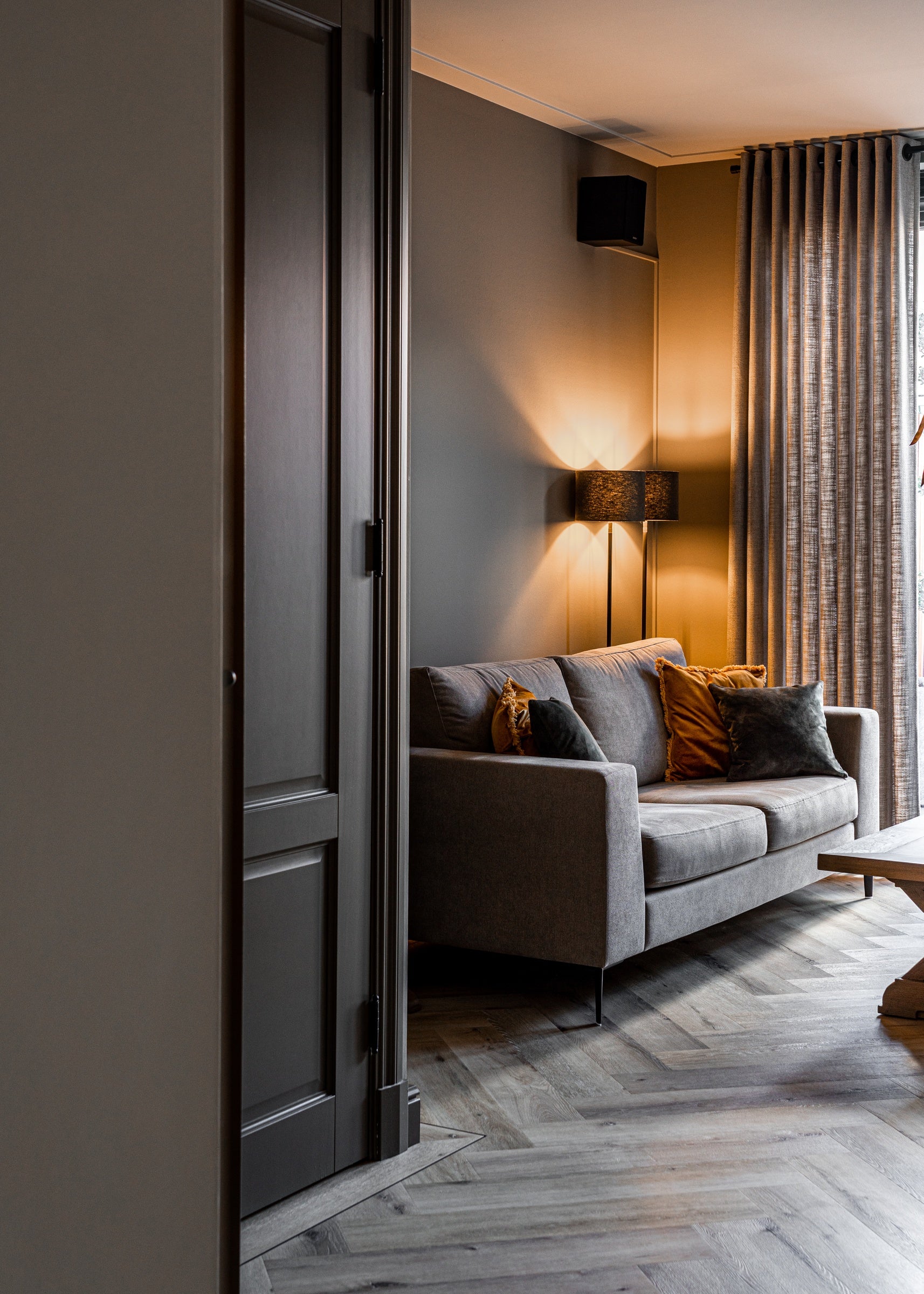 Pure & Original Potato Skin Traditional Paint lakverf in interieur