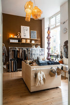 Pure & Original Praliné Licetto muurverf in interieur