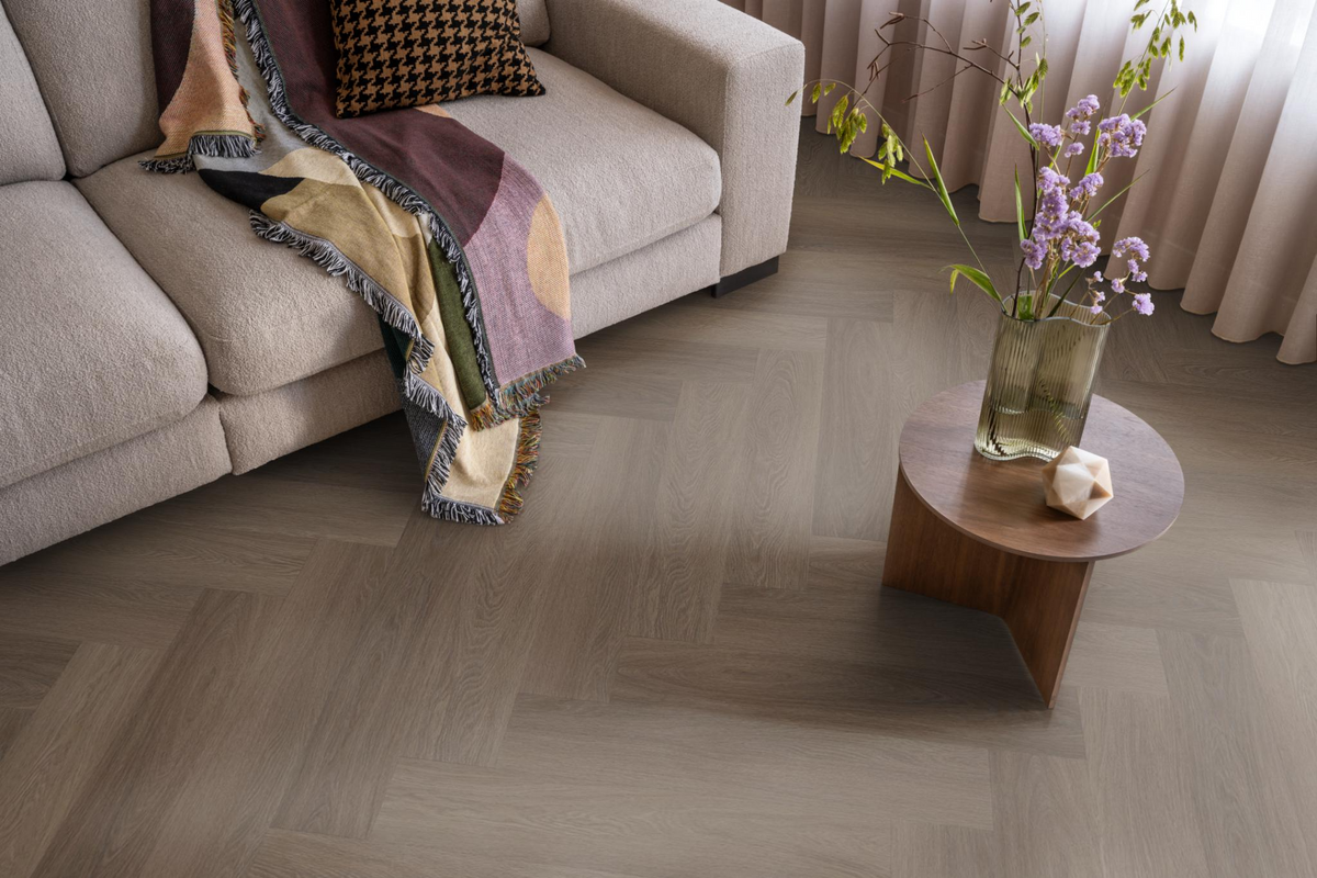 Ambiant Spigato Estino Brown 1615 - Plak PVC Visgraat