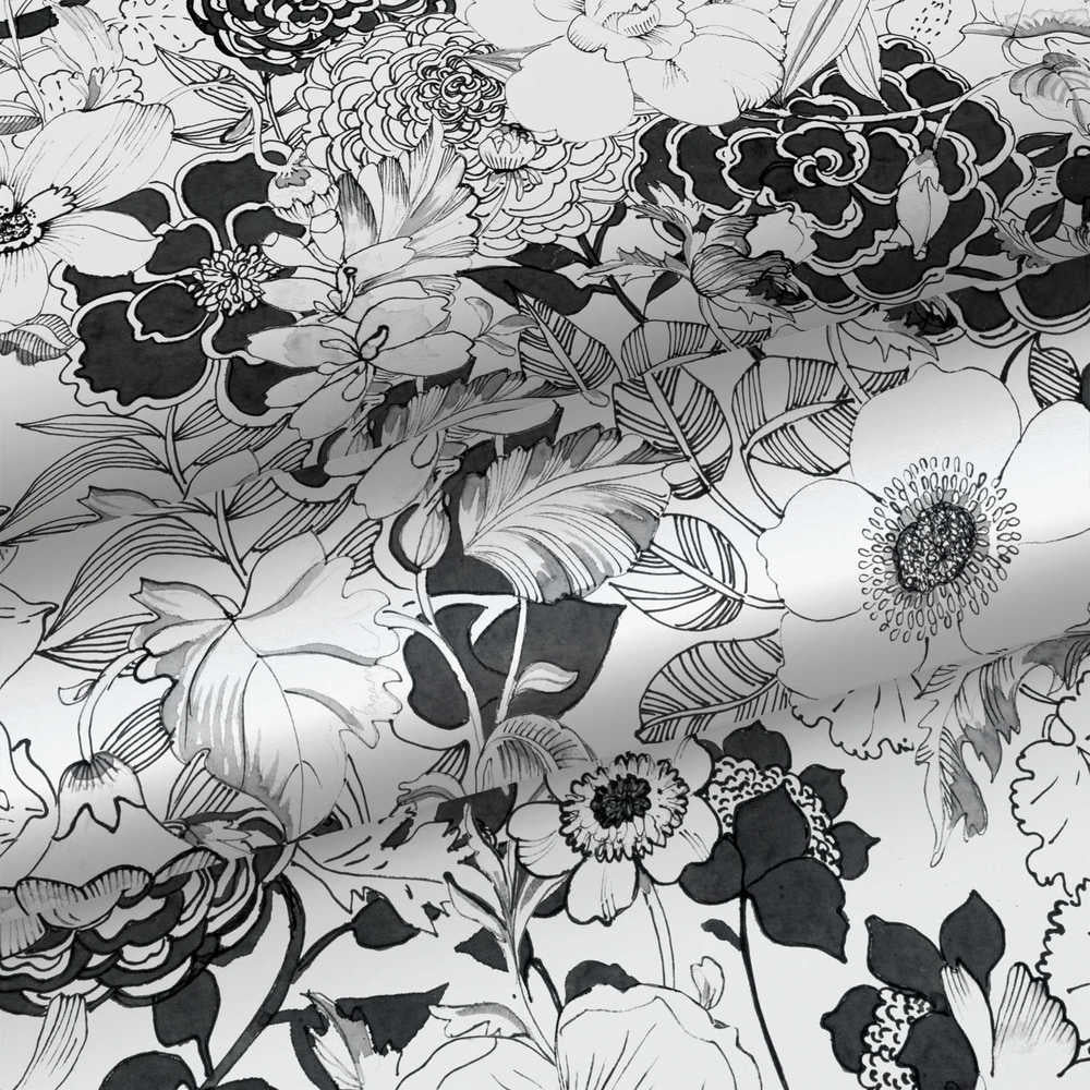 Esta Home Black & White with a splash of Gold 138503