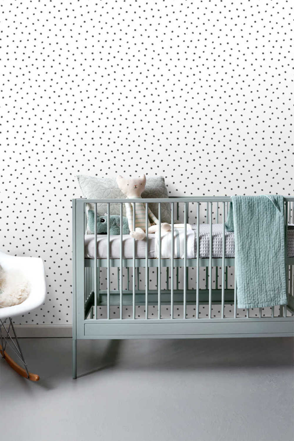 Esta Home Black & White with a splash of Gold 138934