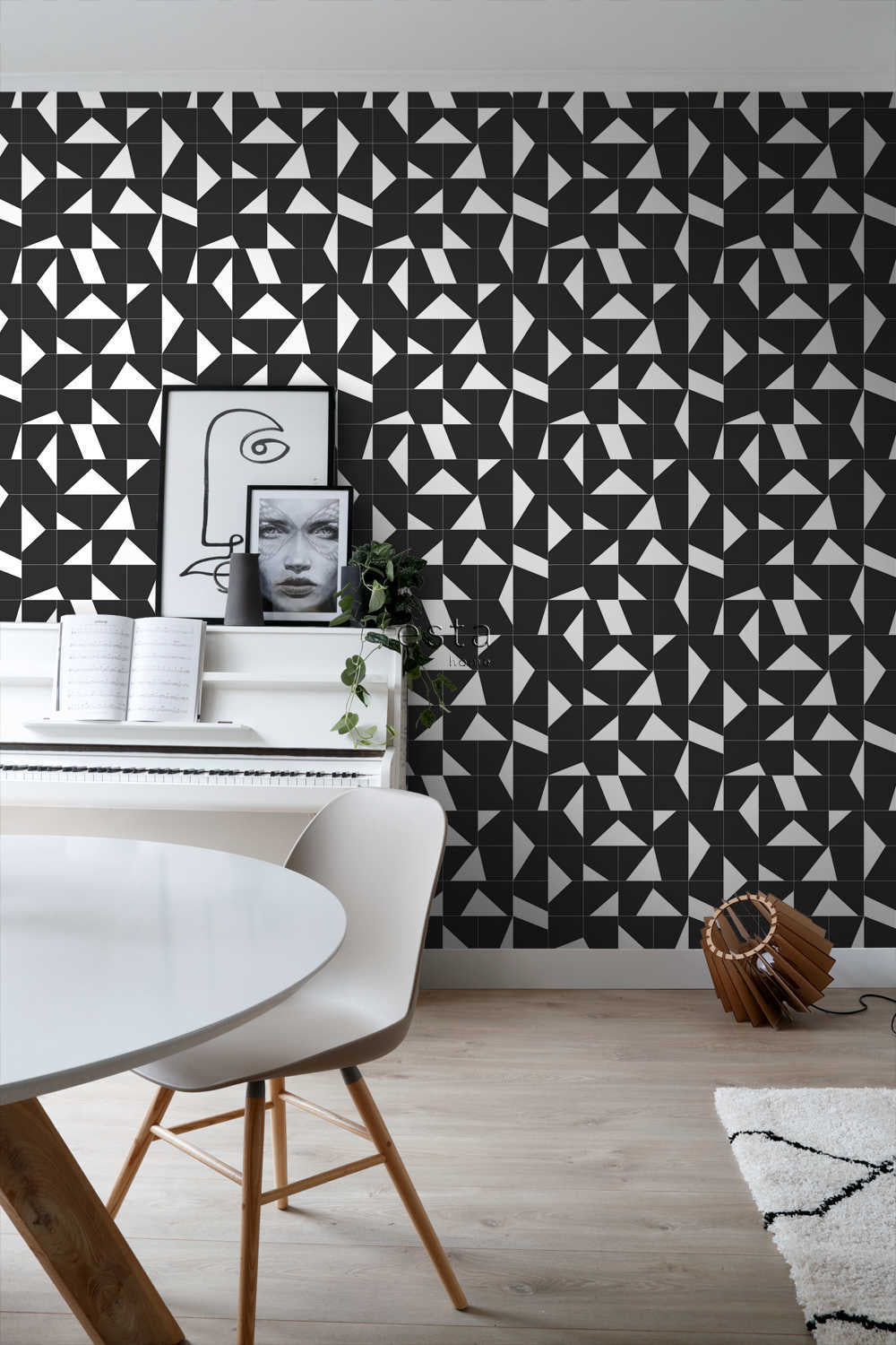 Esta Home Black & White with a splash of Gold 139087