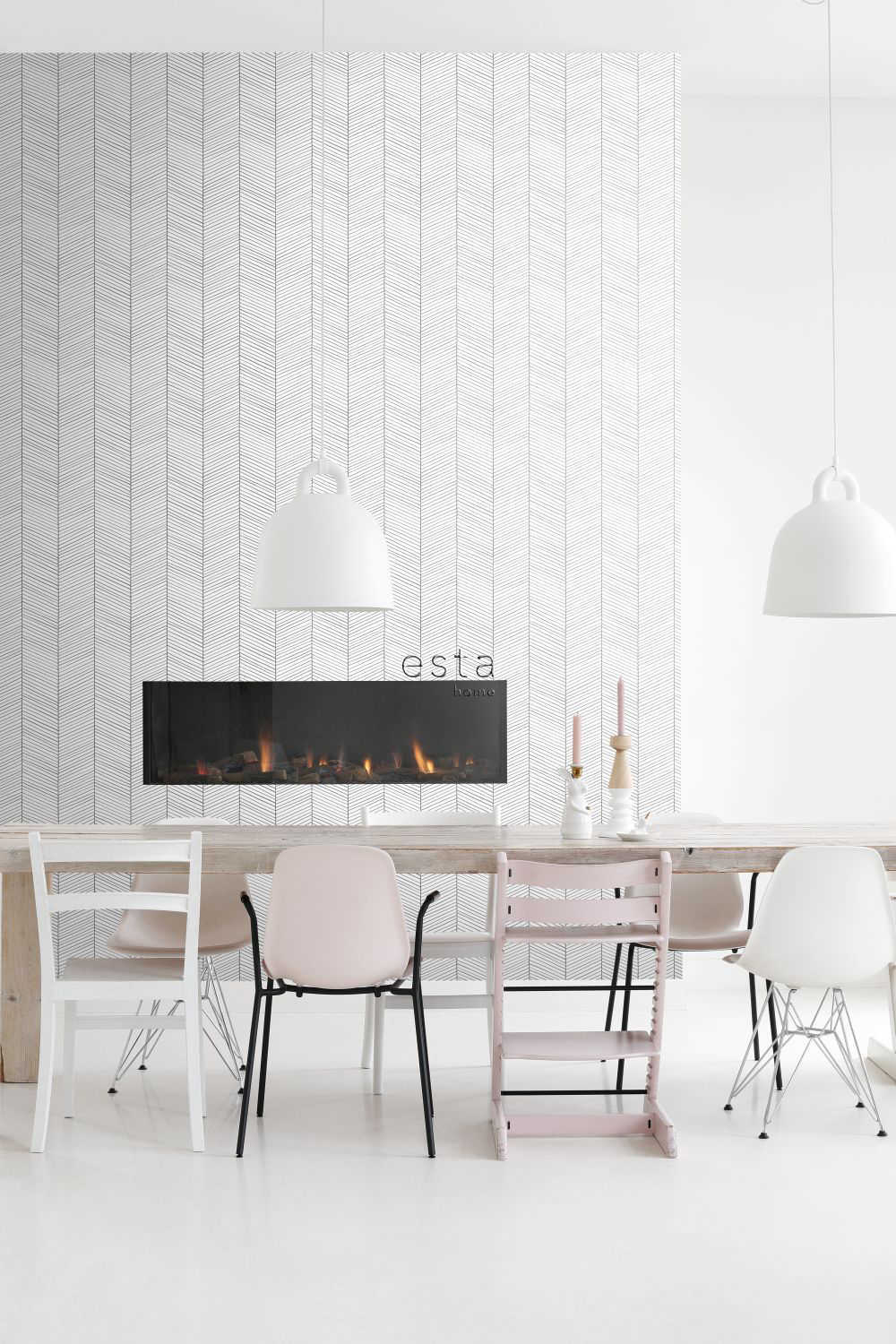 Esta Home Black & White with a splash of Gold 139106