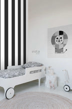 Esta Home Black & White with a splash of Gold 139111