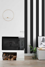 Esta Home Black & White with a splash of Gold 139111