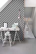 Esta Home Black & White with a splash of Gold 139112