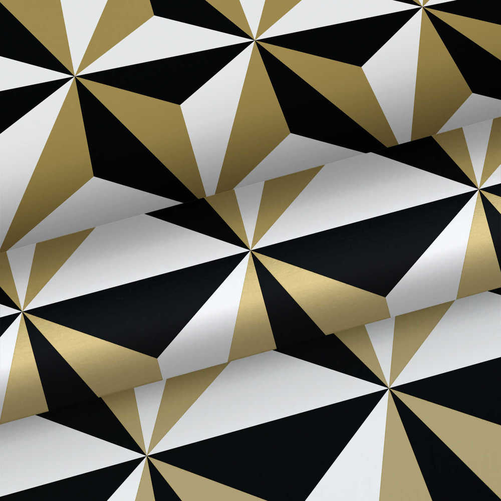 Esta Home Black & White with a splash of Gold 139118