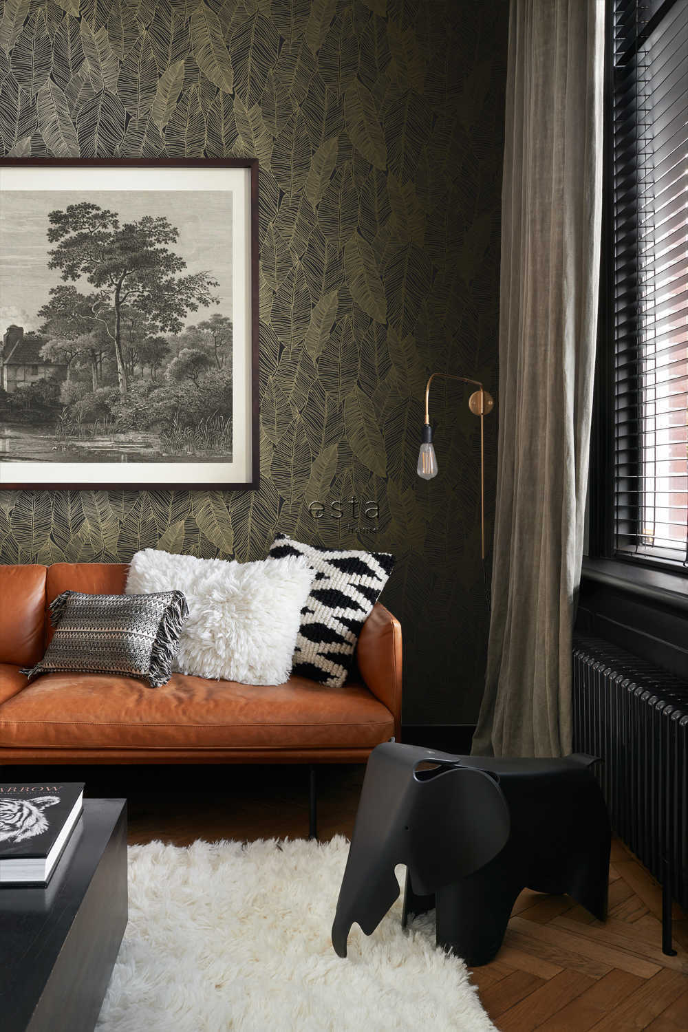 Esta Home Black & White with a splash of Gold 139126