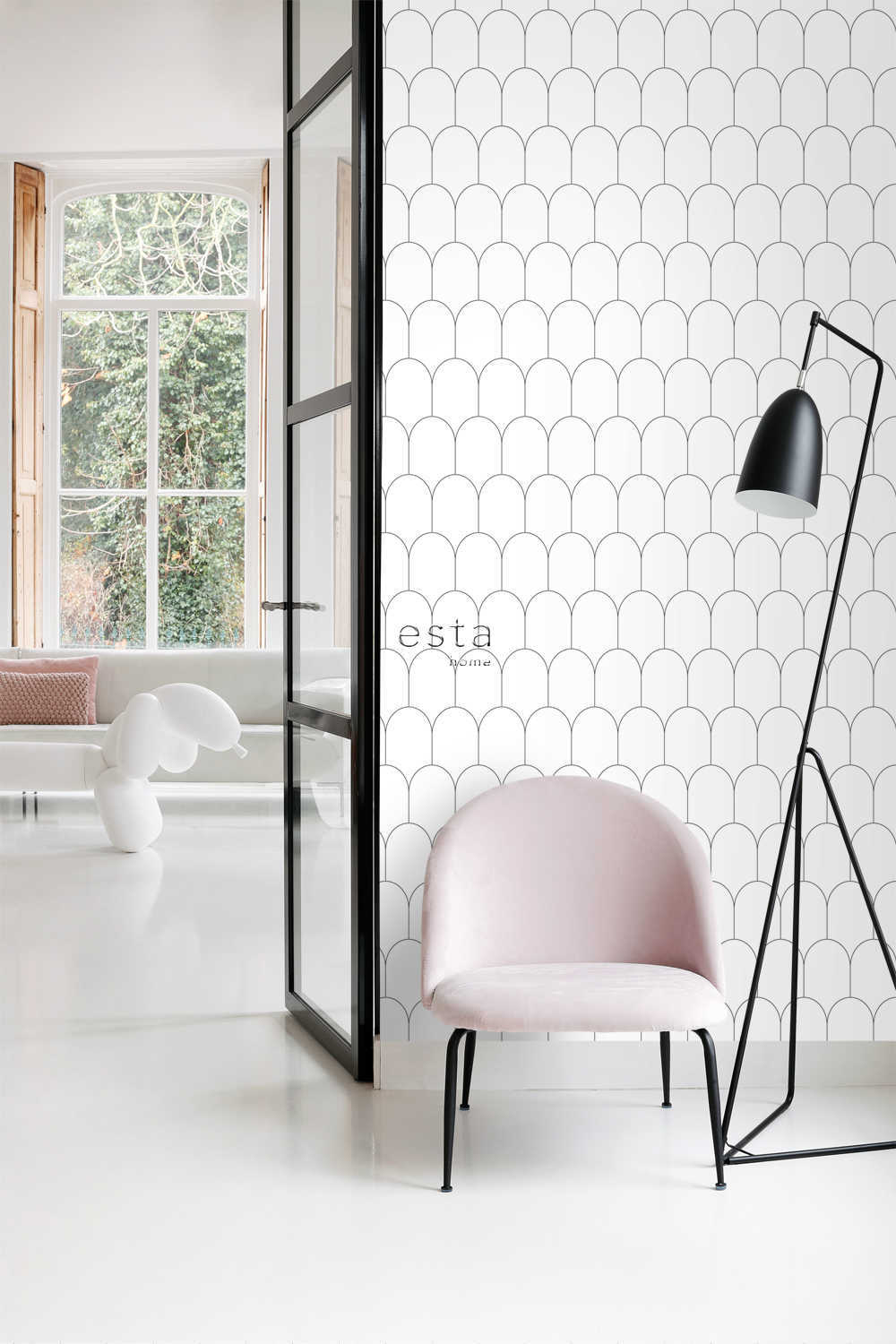 Esta Home Black & White with a splash of Gold 139140