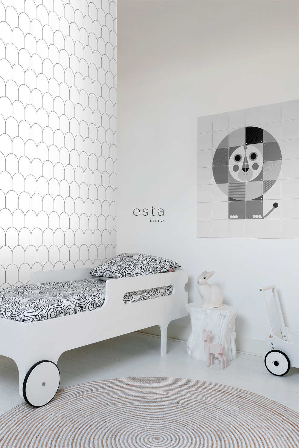 Esta Home Black & White with a splash of Gold 139140
