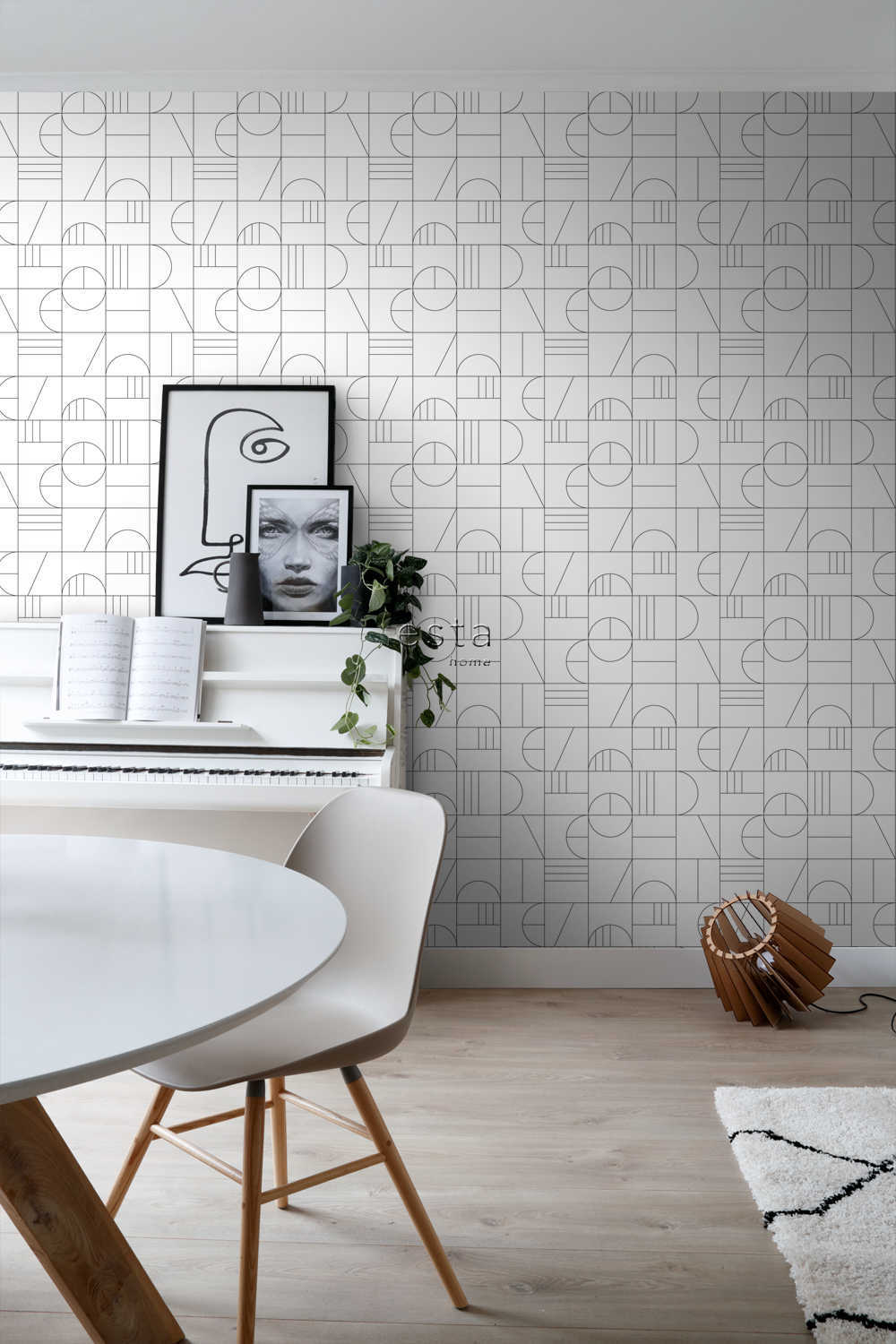 Esta Home Black & White with a splash of Gold 139142