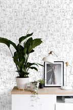 Esta Home Black & White with a splash of Gold 139145