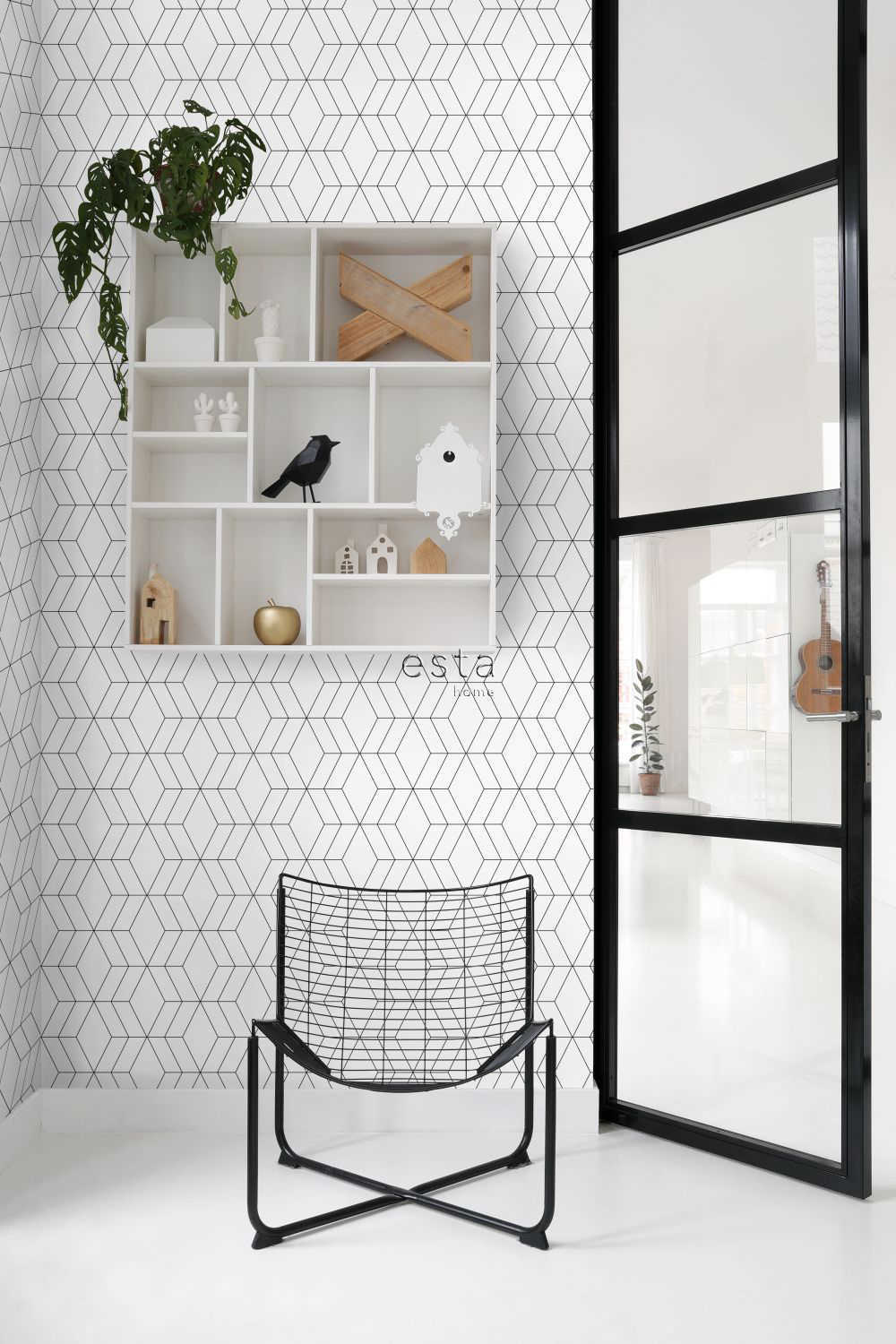 Esta Home Black & White with a splash of Gold 139149