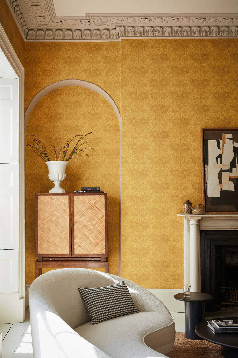 Little Greene National Trust Papers III Dahlia Scroll Giallo